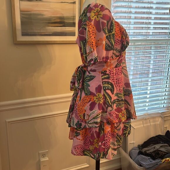 Crystal Sky Floral V-Neck Mini Dress - Picture 5 of 9